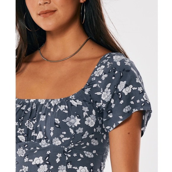 NWOT Hollister Floral Crop Top Puff Sleeve XS - Picture 7 of 10